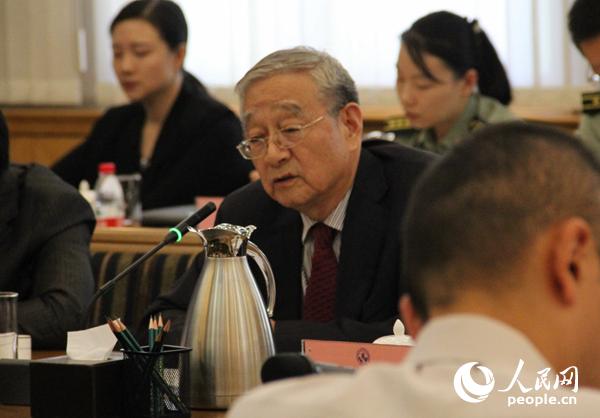 中国国际战略学会副会长龚显福在致辞