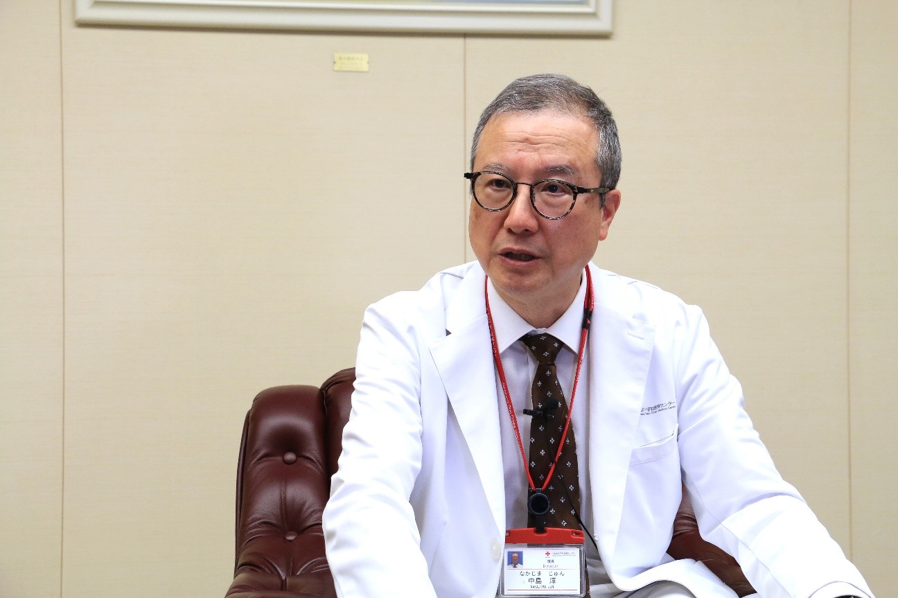 日本紅十字社醫療中心院長中島淳接受人民網採訪。人民網 許可攝